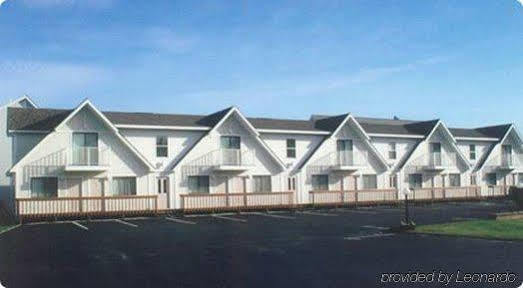 Bridgeview Motel Mackinaw City Exterior foto